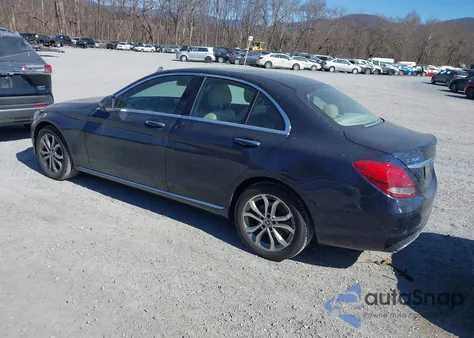 2017 Mercedes-Benz C 300 4Matic/Luxury 4Matic/Sport 4Matic from USA, damaged, VIN 55SWF4KB4HU213818